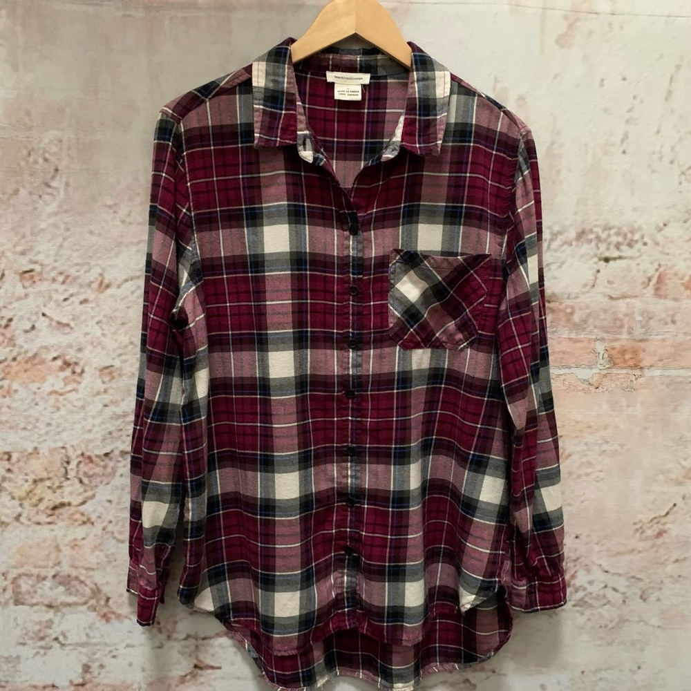beachlunchlounge Plaid Button Down Flannel Top